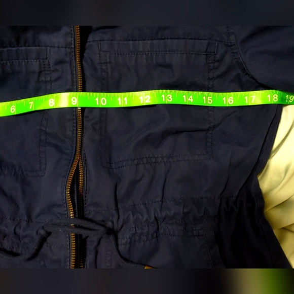 Old Navy Ladies jacket, cargo style - Picture 6 of 6